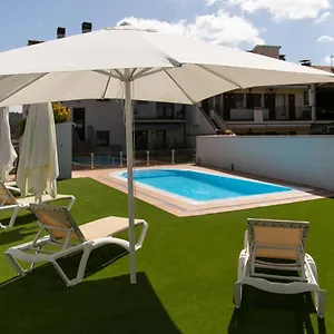 aparthotel-cal-marcal.catalonia-hotels.com/